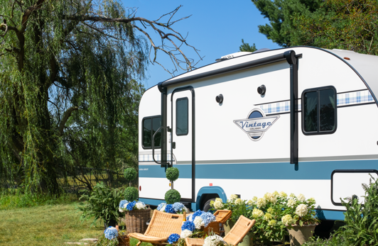 Laura Ashley and Gulf Stream Coach Link Up